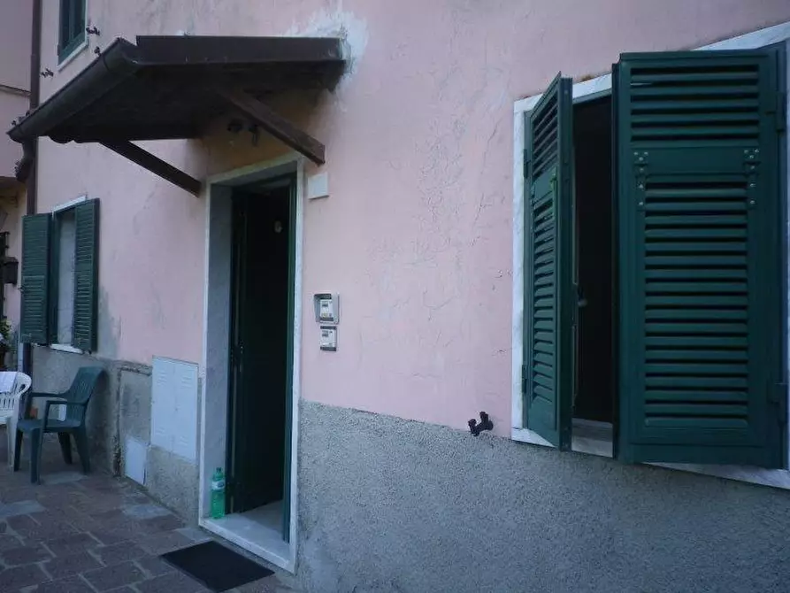 Immagine 23 di Appartamento in vendita  a Carrara