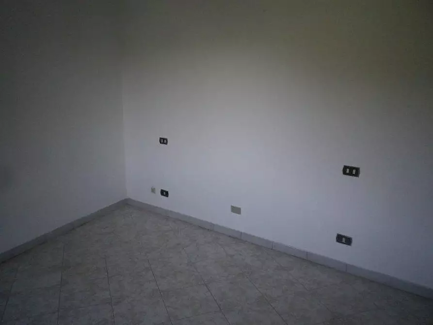 Immagine 10 di Appartamento in vendita  a Carrara