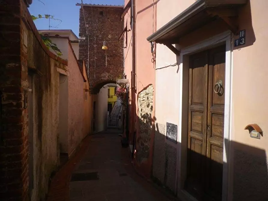 Immagine 25 di Appartamento in vendita  a Carrara