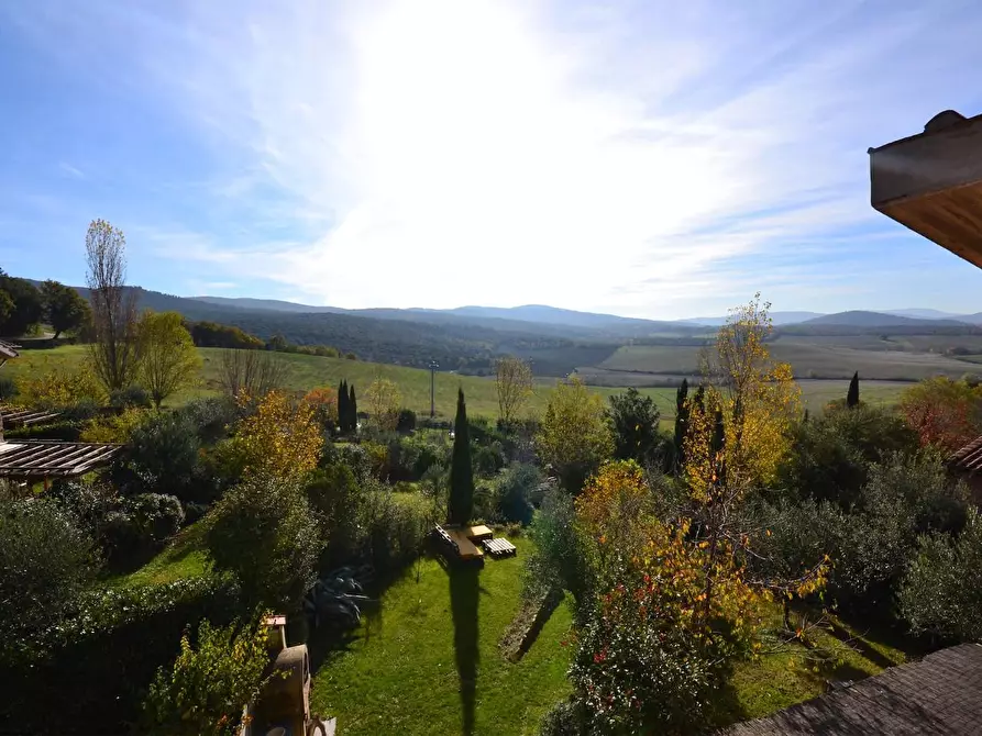 Immagine 16 di Casa trifamiliare in vendita  a Monteriggioni