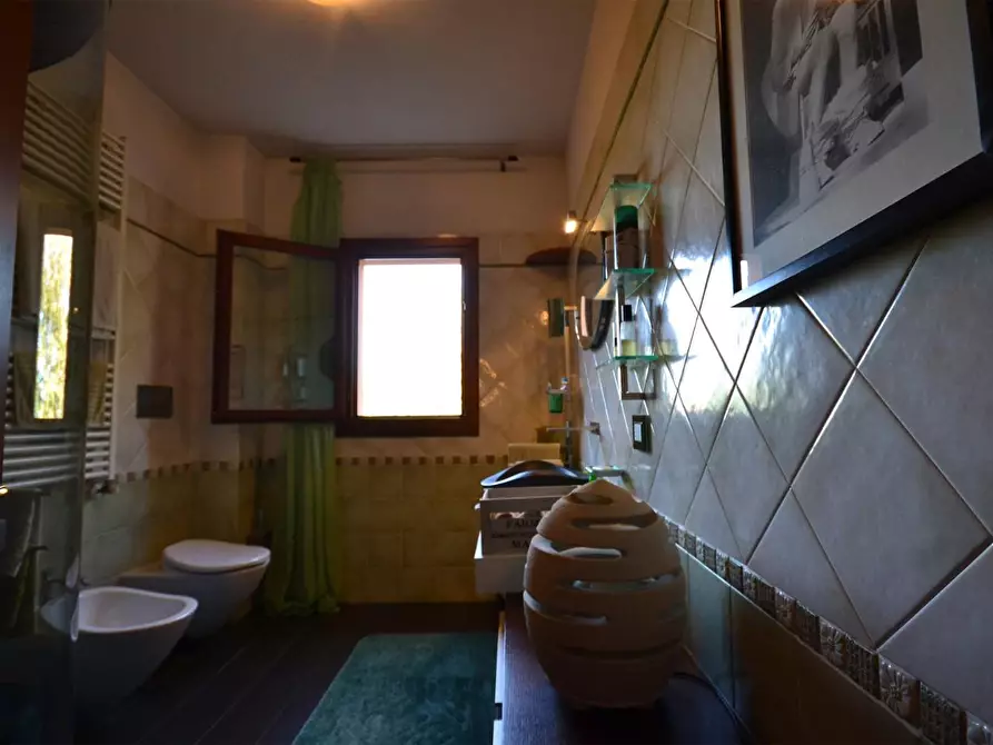 Immagine 11 di Casa trifamiliare in vendita  a Monteriggioni