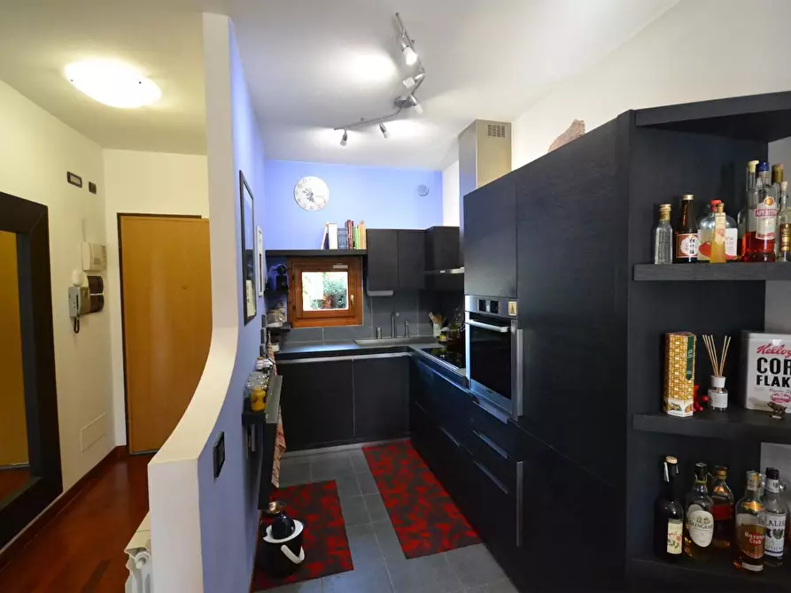 Immagine 9 di Casa trifamiliare in vendita  a Monteriggioni