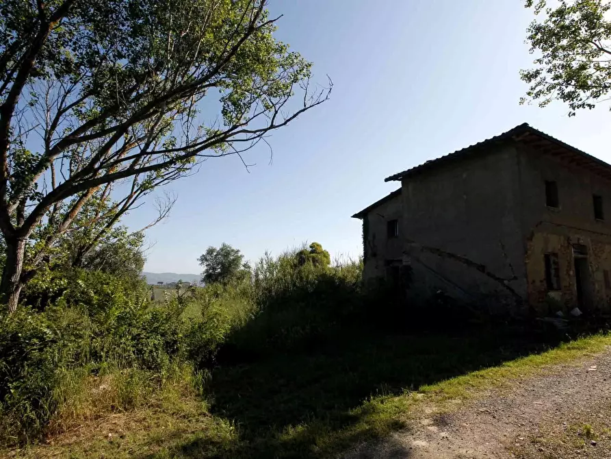 Immagine 1 di Casa colonica in vendita  a Empoli