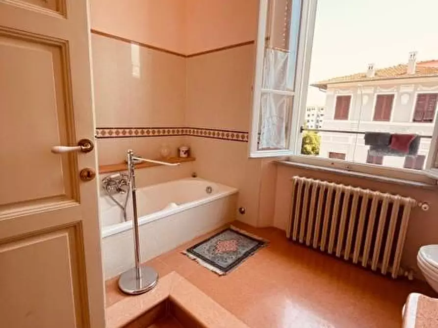 Immagine 11 di Appartamento in affitto  a Pisa