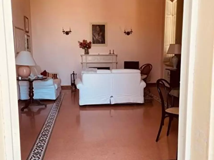 Immagine 5 di Appartamento in affitto  a Pisa