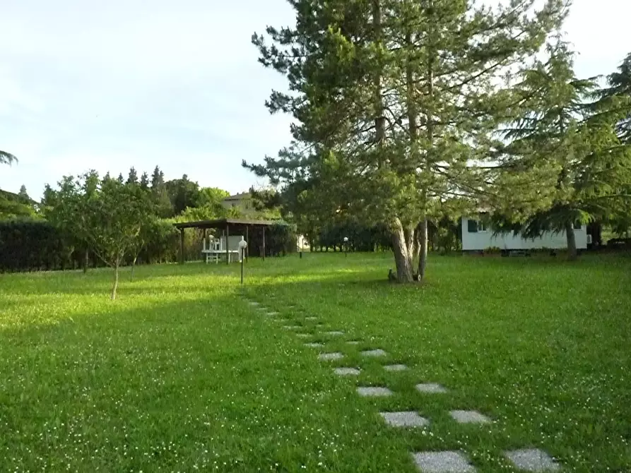 Immagine 11 di Porzione di casa in vendita  a Siena