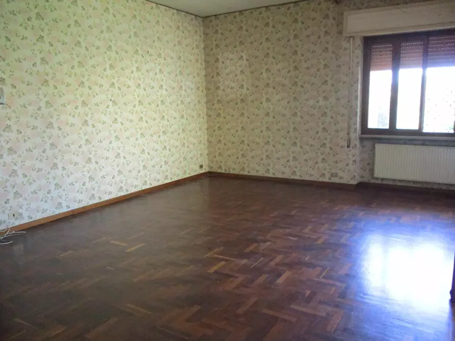 Immagine 6 di Villa in vendita  a Pontedera