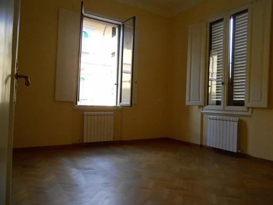 Immagine 6 di Ufficio in affitto  a Montecatini Terme