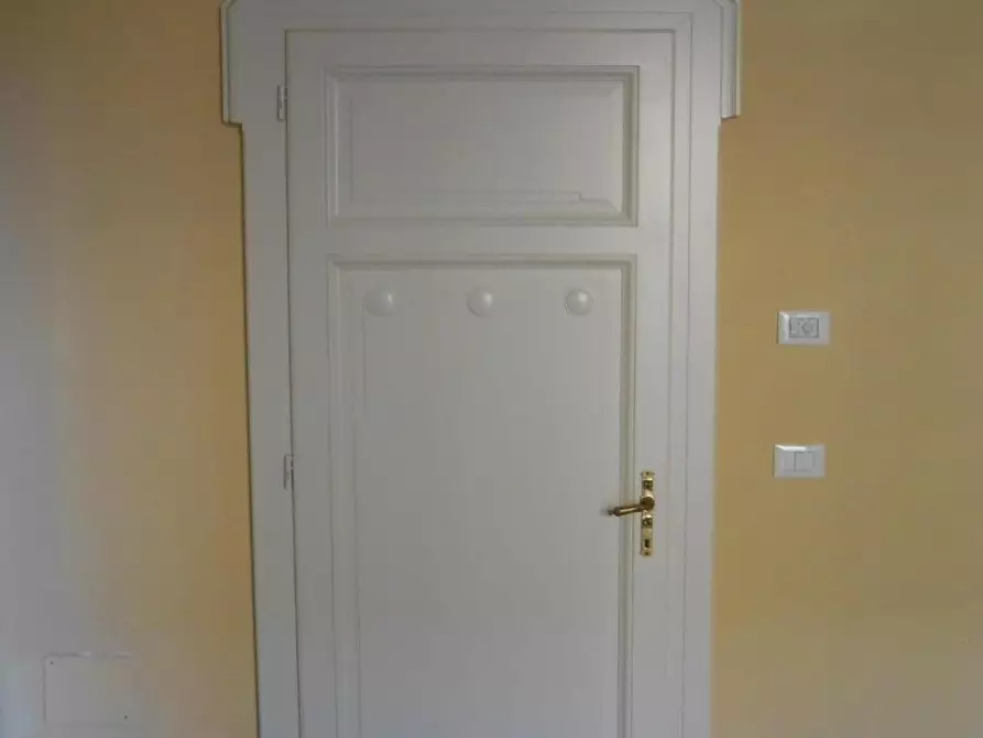 Immagine 13 di Ufficio in affitto  a Montecatini Terme