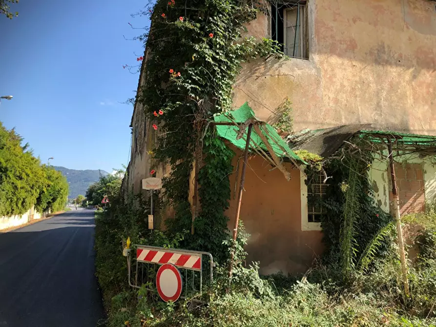 Immagine 6 di Rustico / casale in vendita  a San Giuliano Terme