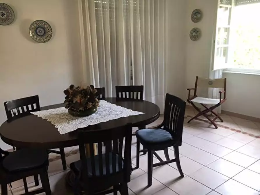 Immagine 6 di Villa in vendita  a Camaiore