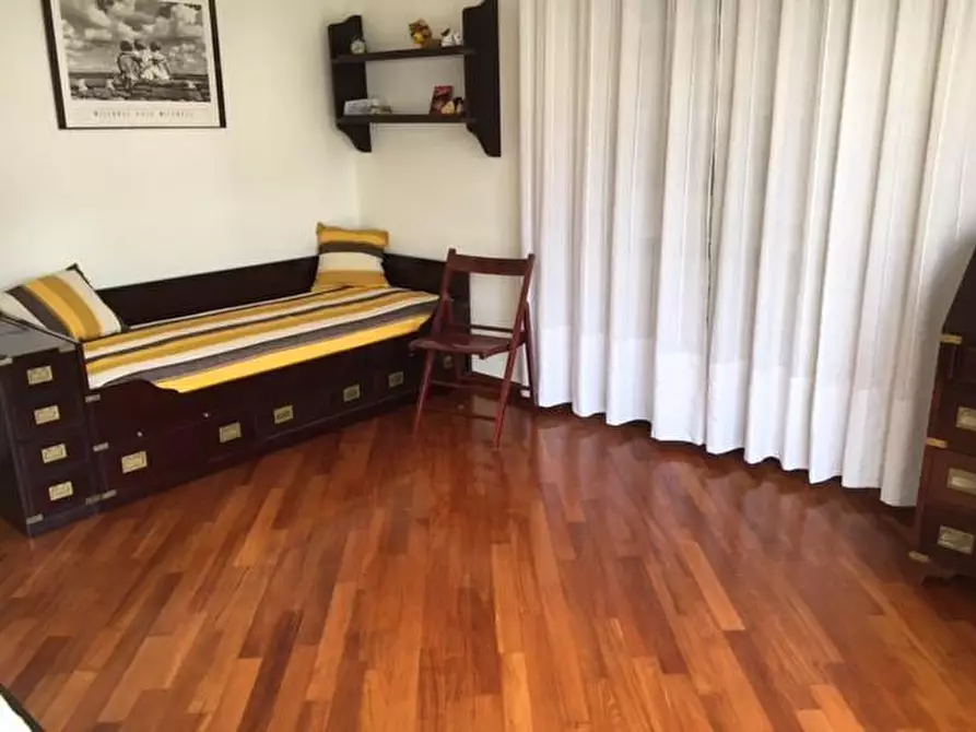 Immagine 23 di Villa in vendita  a Camaiore