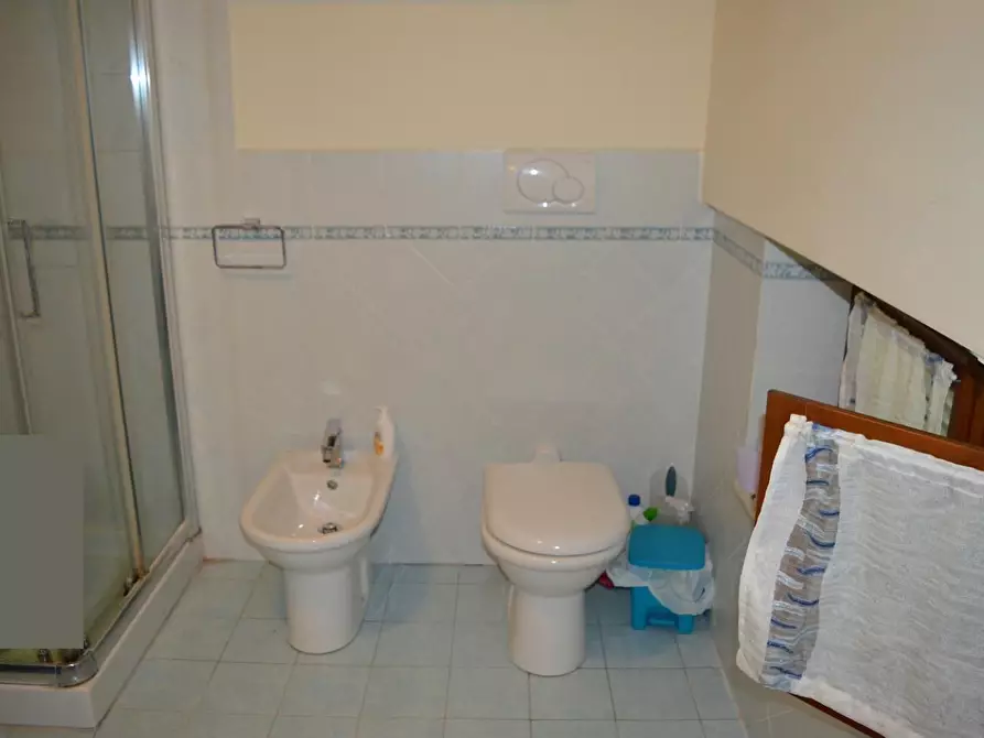 Immagine 22 di Appartamento in vendita  a Carrara