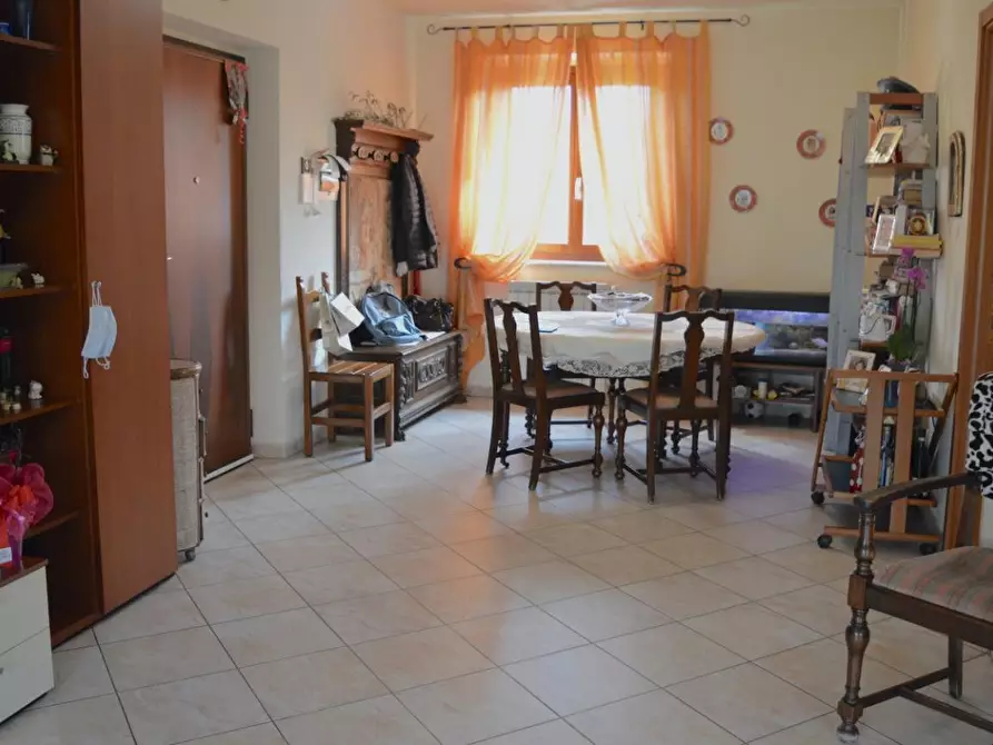 Immagine 9 di Appartamento in vendita  a Carrara