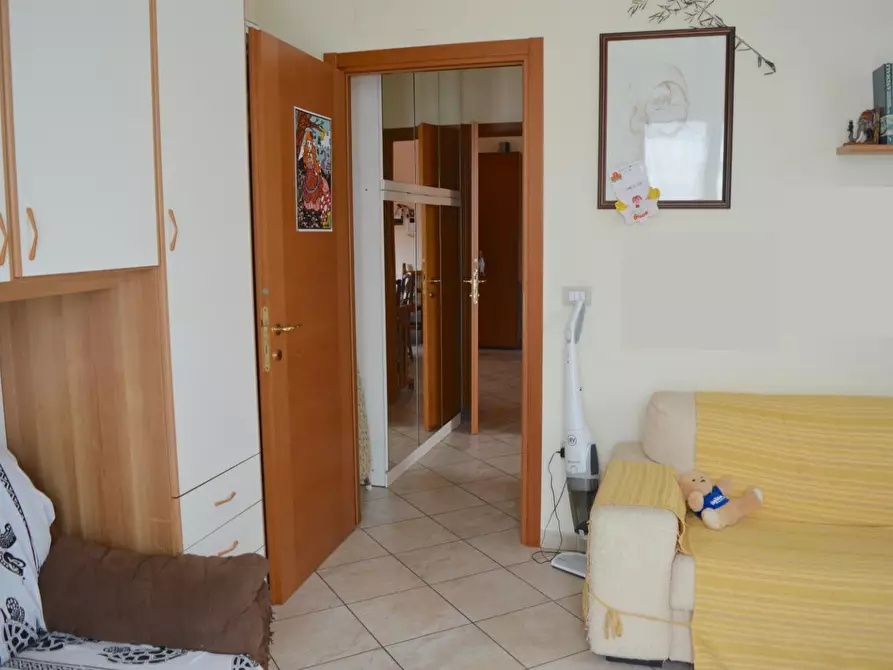Immagine 14 di Appartamento in vendita  a Carrara