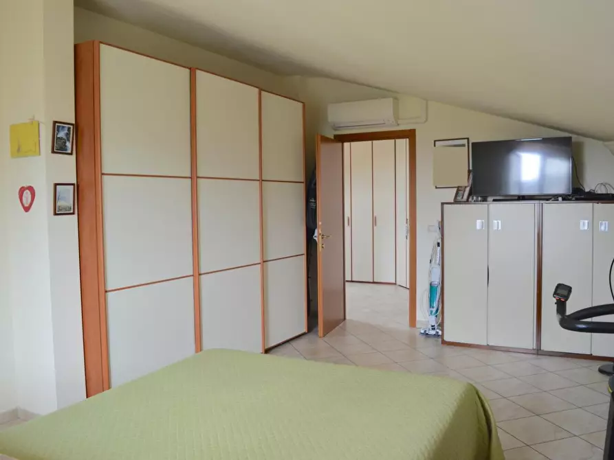 Immagine 20 di Appartamento in vendita  a Carrara