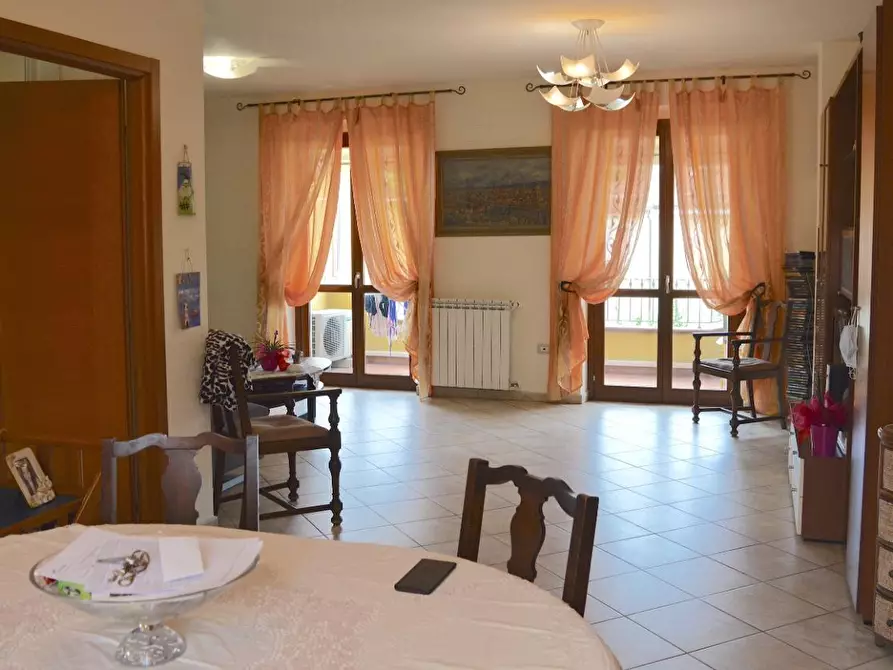 Immagine 4 di Appartamento in vendita  a Carrara