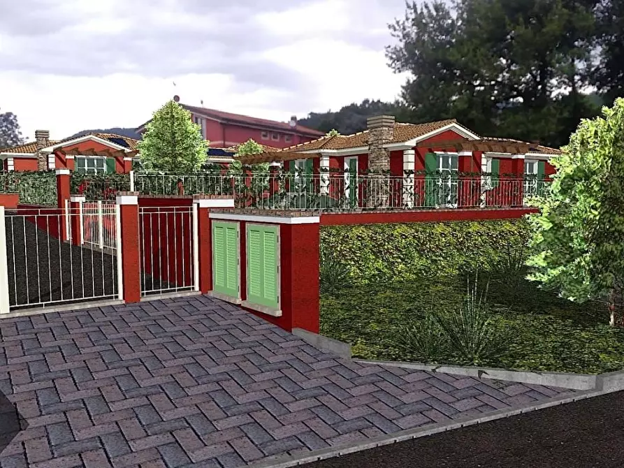 Immagine 7 di Casa bifamiliare in vendita  a Castelnuovo Magra