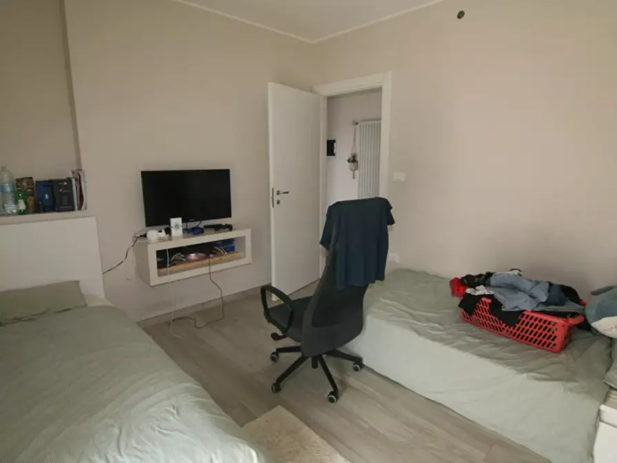 Immagine 21 di Mansarda in vendita  a Carrara