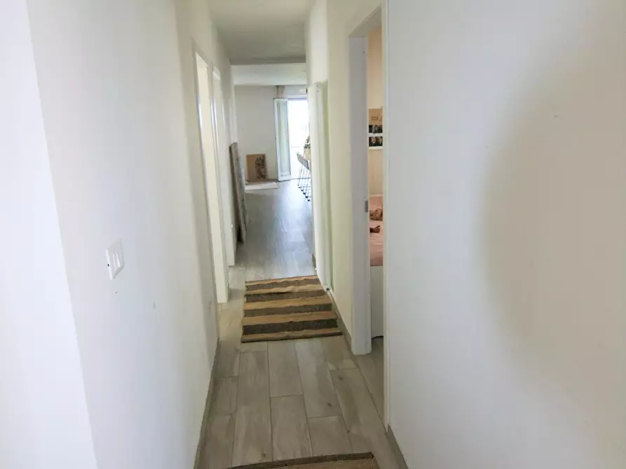 Immagine 26 di Mansarda in vendita  a Carrara