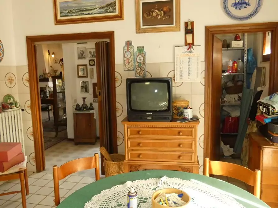 Immagine 15 di Casa trifamiliare in vendita  a Rosignano Marittimo