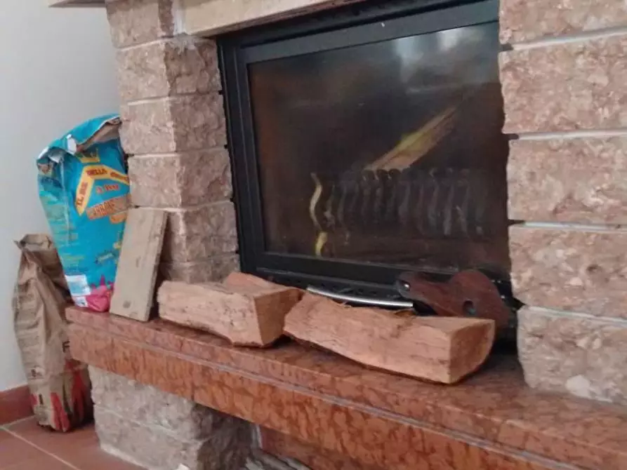 Immagine 23 di Casa colonica in vendita  a Castelnuovo Di Garfagnana