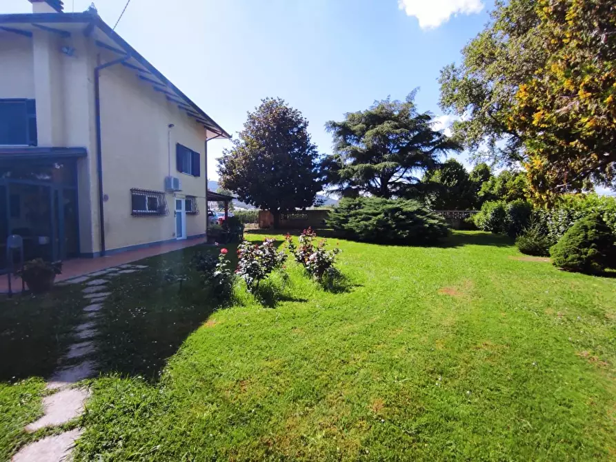 Immagine 51 di Villa in vendita  a Ameglia