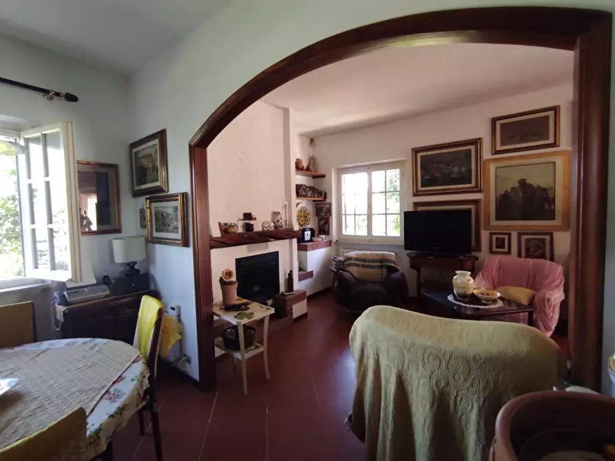 Immagine 31 di Villa in vendita  a Ameglia