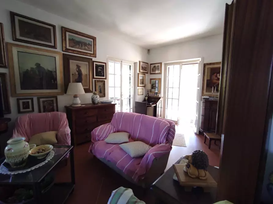 Immagine 33 di Villa in vendita  a Ameglia