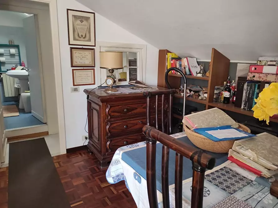 Immagine 5 di Villa in vendita  a Ameglia