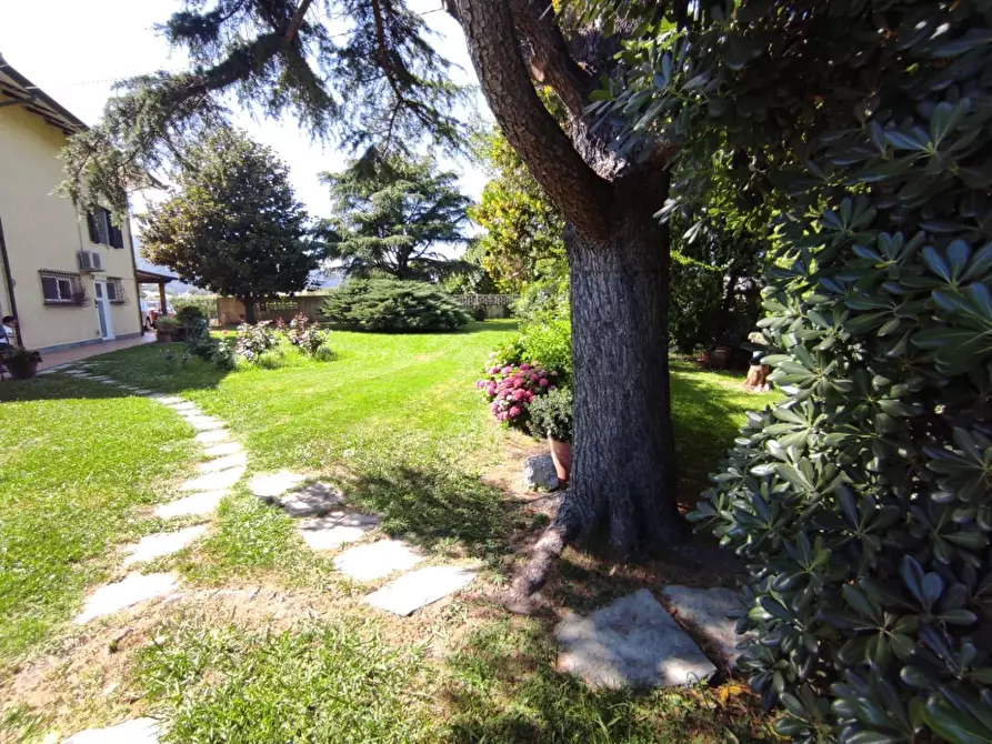 Immagine 49 di Villa in vendita  a Ameglia