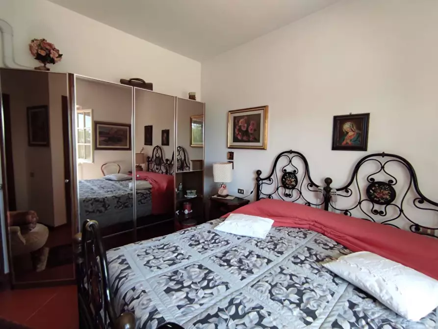 Immagine 72 di Villa in vendita  a Ameglia