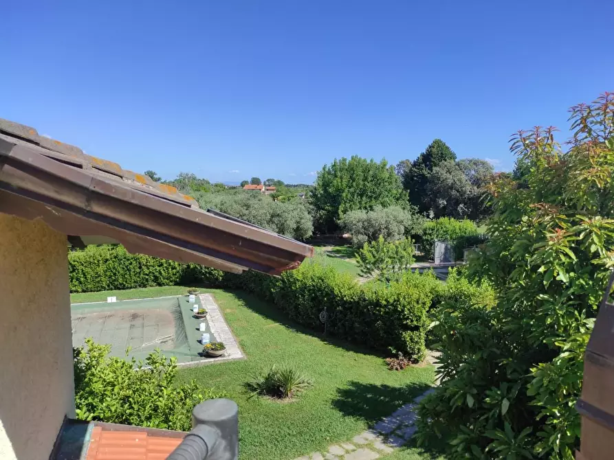 Immagine 14 di Villa in vendita  a Ameglia