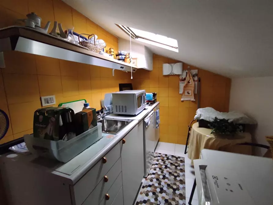 Immagine 11 di Villa in vendita  a Ameglia