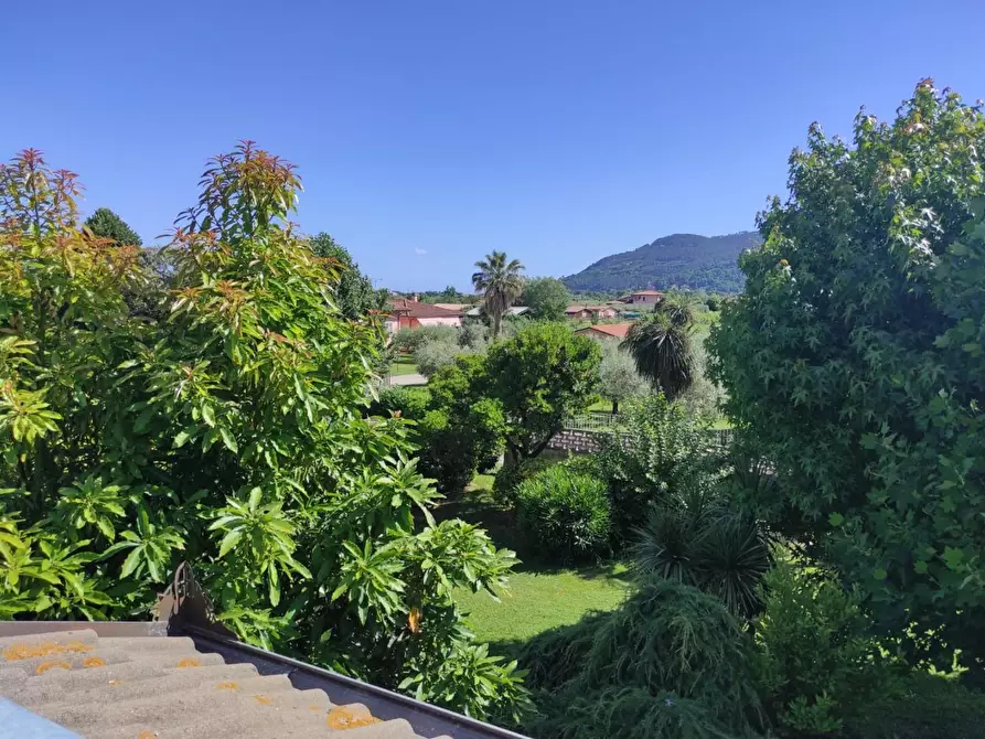 Immagine 17 di Villa in vendita  a Ameglia