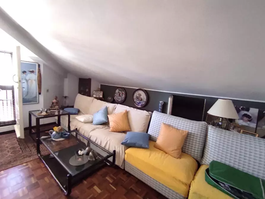 Immagine 70 di Villa in vendita  a Ameglia