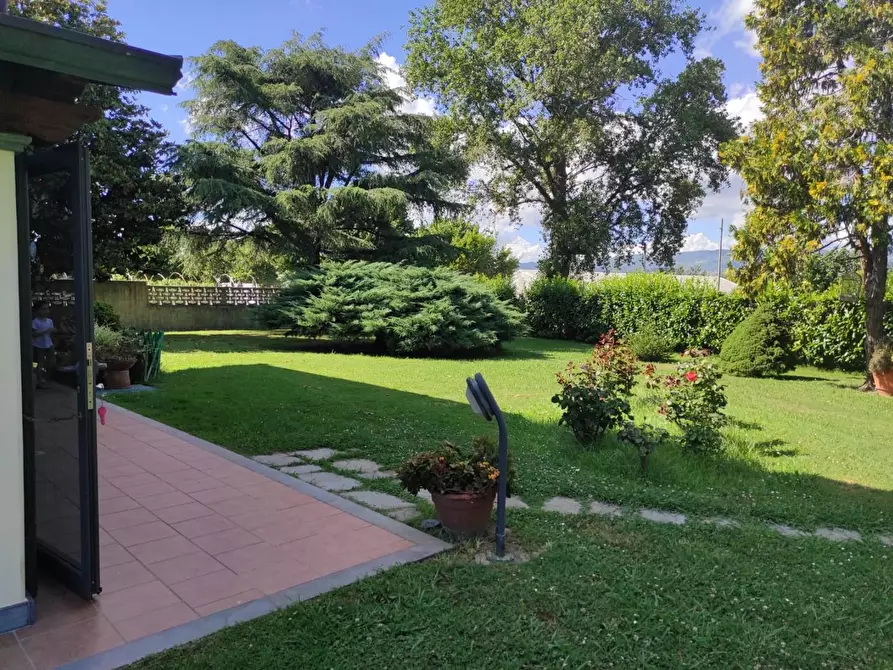 Immagine 55 di Villa in vendita  a Ameglia