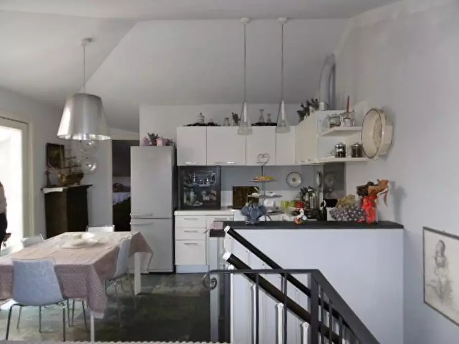 Immagine 2 di Appartamento in vendita  a Empoli