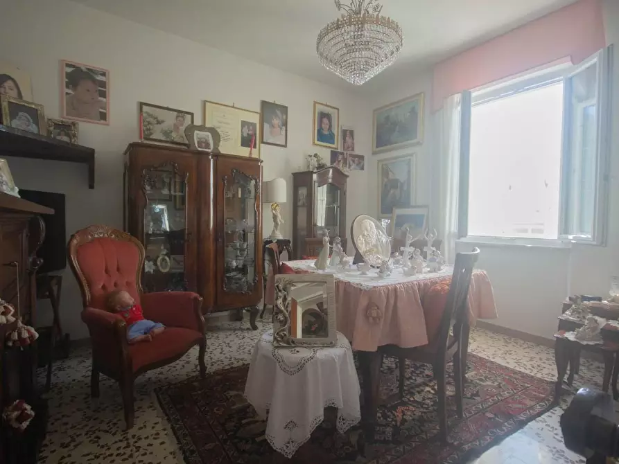 Immagine 2 di Appartamento in vendita  a Ortonovo