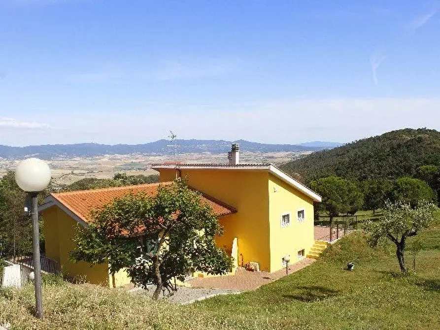 Immagine 19 di Villa in vendita  a Rosignano Marittimo