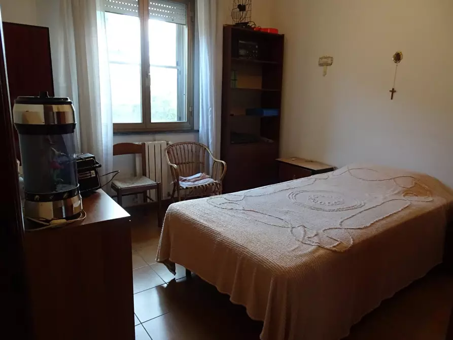 Immagine 6 di Villa in vendita  a Pontedera