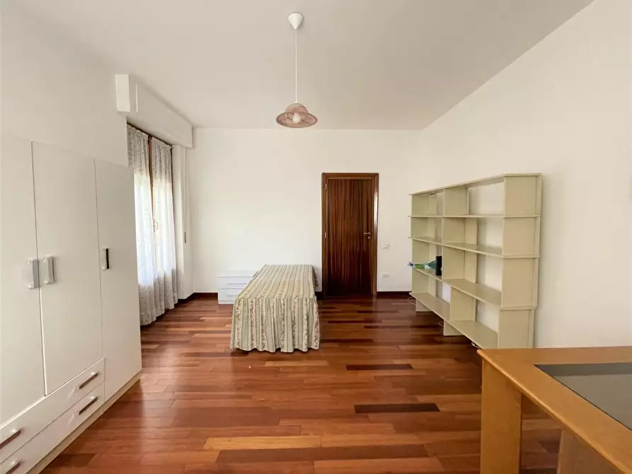 Immagine 14 di Appartamento in affitto  a Pisa