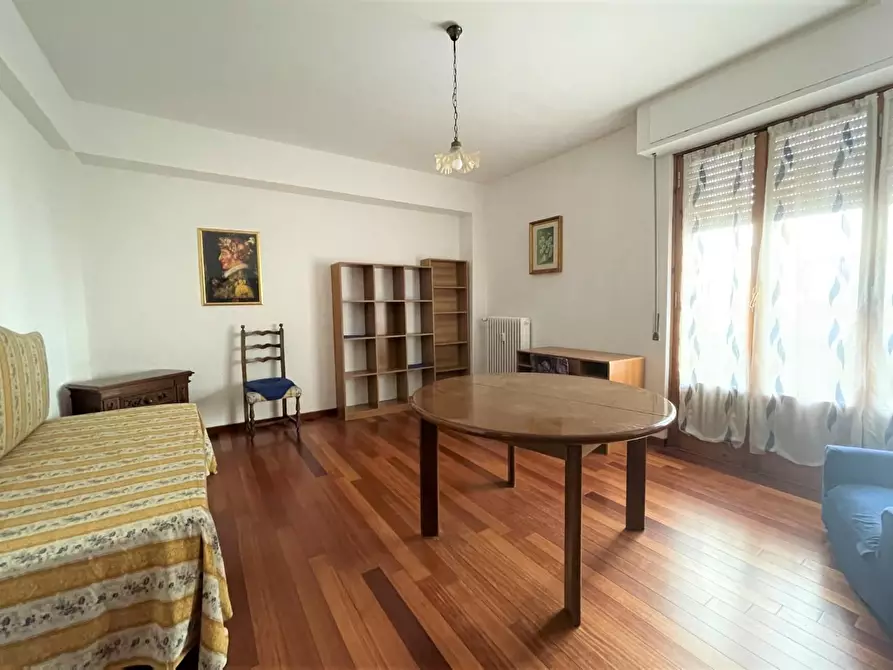 Immagine 17 di Appartamento in affitto  a Pisa