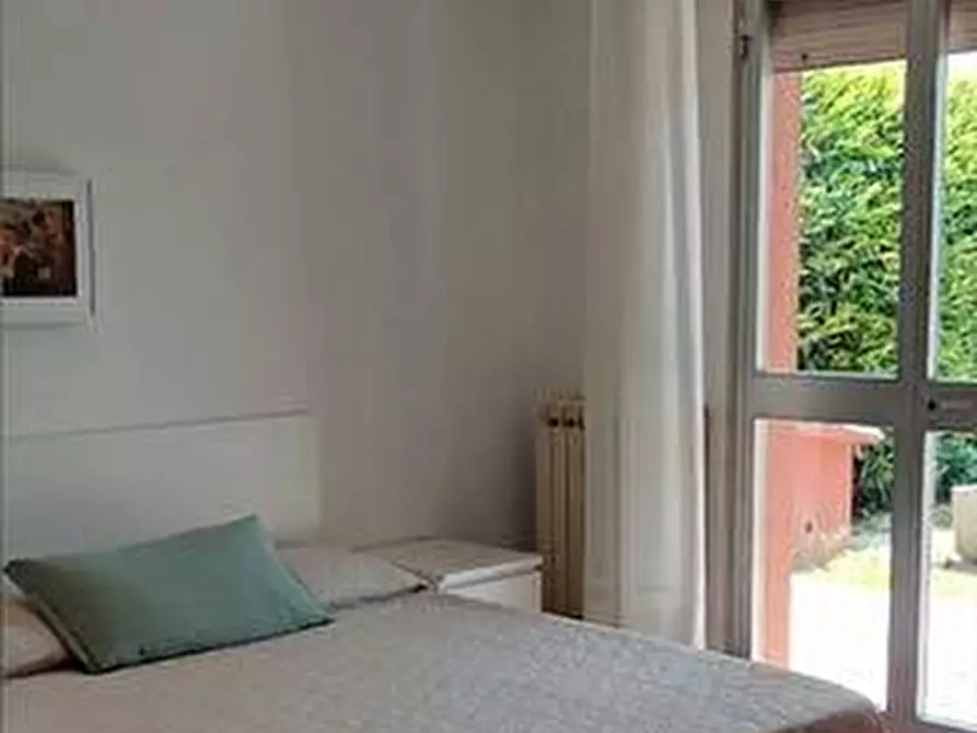 Immagine 8 di Appartamento in vendita  a Carrara