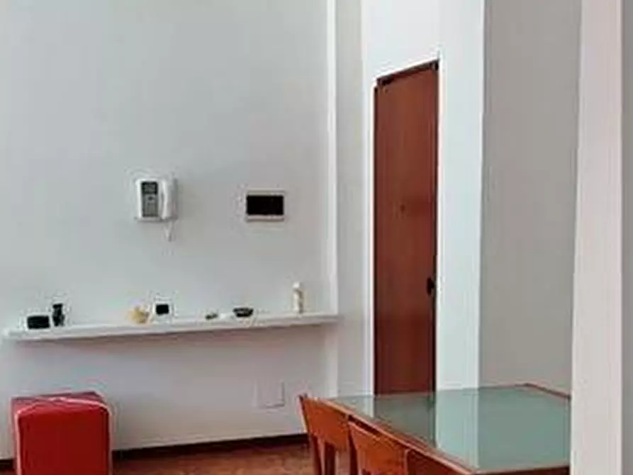 Immagine 3 di Appartamento in vendita  a Carrara