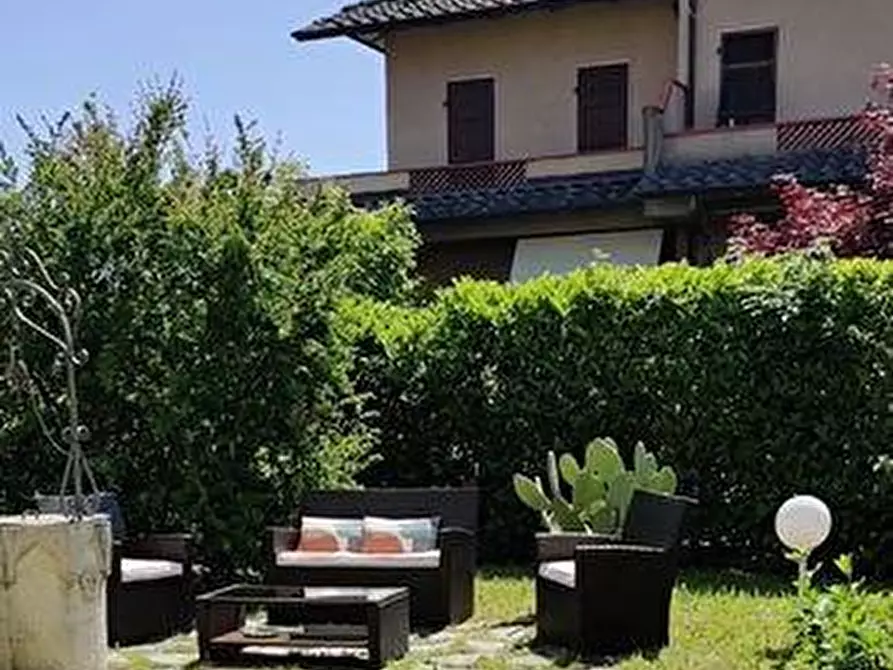 Immagine 20 di Appartamento in vendita  a Carrara