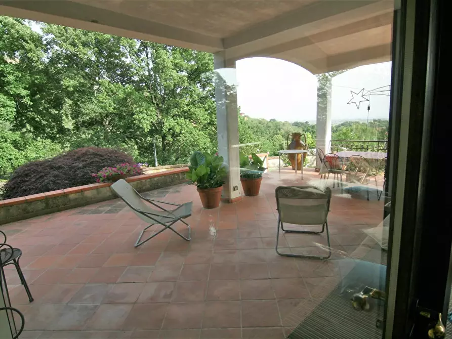 Immagine 19 di Villa in vendita  a Castelnuovo Magra