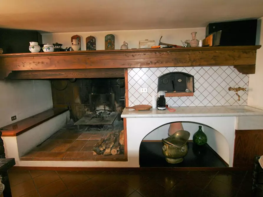 Immagine 30 di Villa in vendita  a Castelnuovo Magra