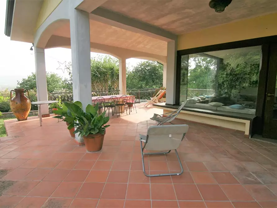 Immagine 20 di Villa in vendita  a Castelnuovo Magra