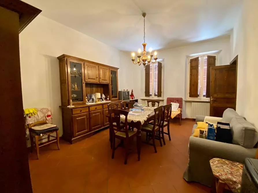 Immagine 16 di Villa in vendita  a Capannori